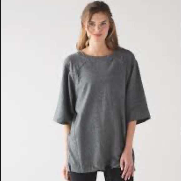 lululemon athletica Tops - Lululemon Split Short Sleeve